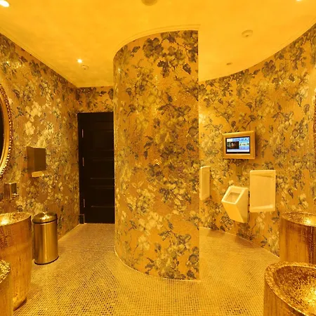 Azura Deluxe & 5* אבסלאר