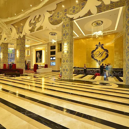 Azura Deluxe & Отель 5*