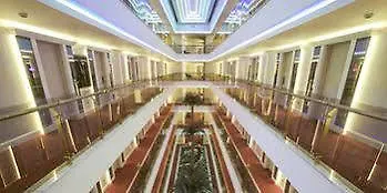 Azura Deluxe & מלון אבסלאר