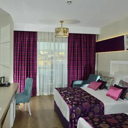 Azura Deluxe & 5* אבסלאר