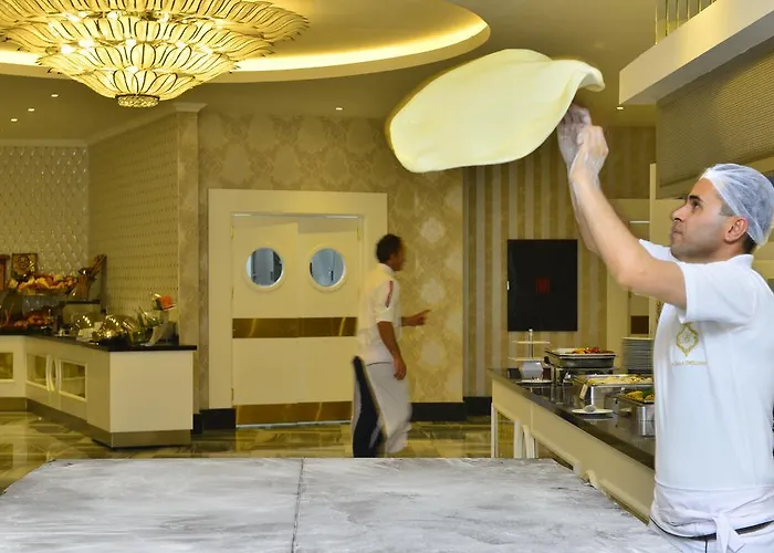 Azura Deluxe & Отель