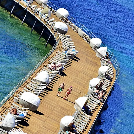 Azura Deluxe Resort&spa - Ultra Avsallar