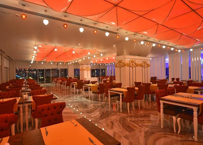 Azura Deluxe Resort&spa - Ultra Hotel