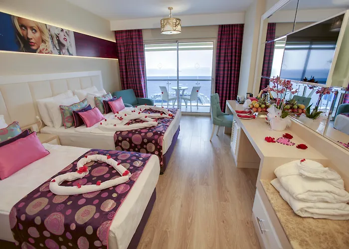 Azura Deluxe Resort&spa - Ultra Hotel