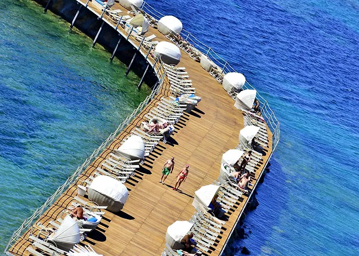 Azura Deluxe Resort&spa - Ultra Avsallar