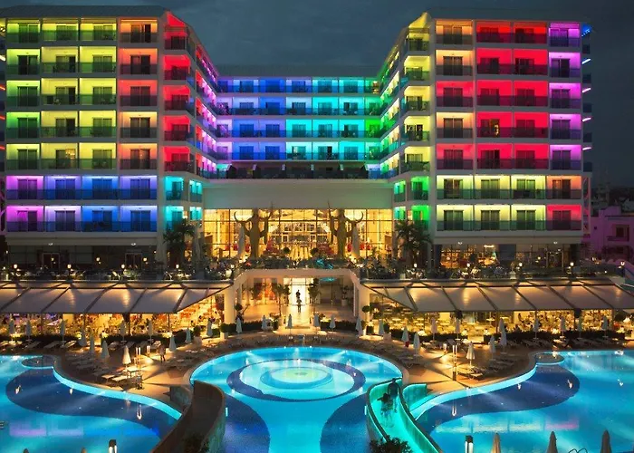 Hotel Azura Deluxe Resort&spa - Ultra 5*