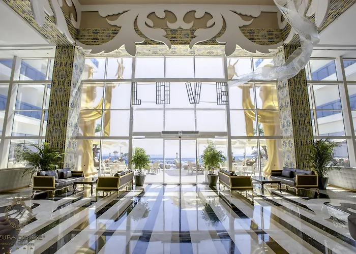 Hotel Azura Deluxe Resort&spa - Ultra 5*